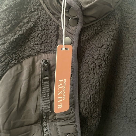 Women’s Black Love Tree Fleece Snap Up Long Sleeve Jacket - Picture 3 of 4